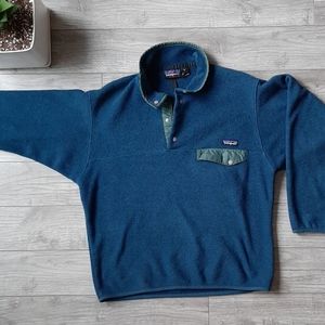 PATAGONIA fleece in royal blue